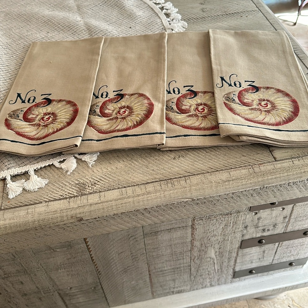 Pottery Barn Dinner napkins